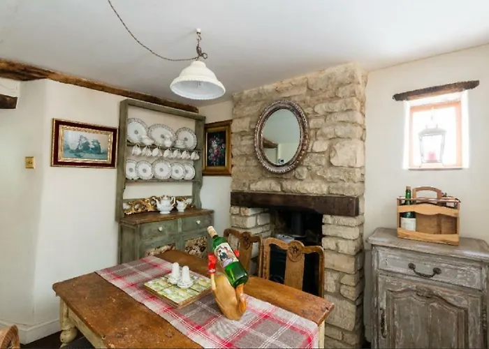 Tudor Cottage